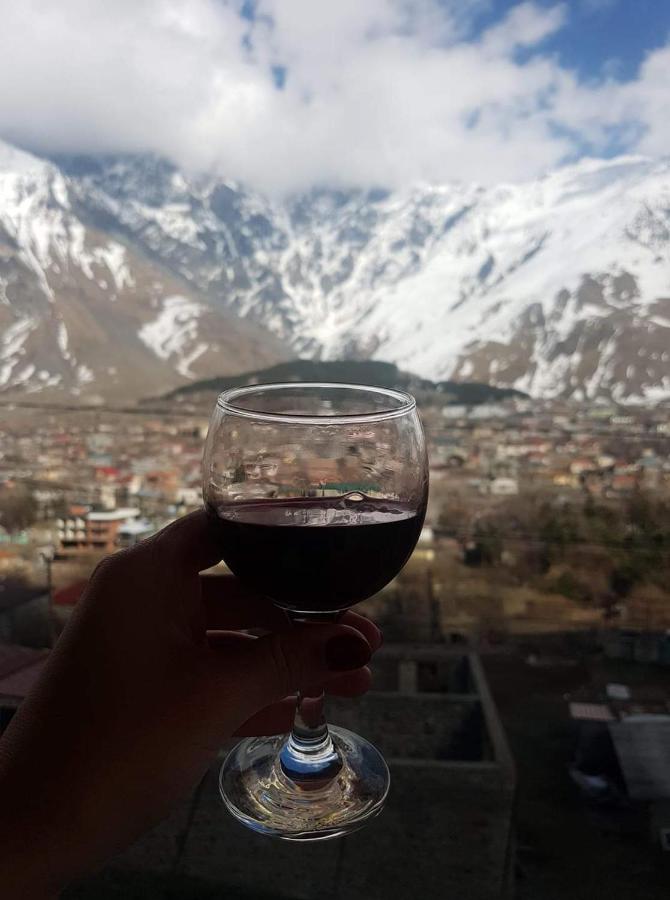 Veriko'S Guest Hause Kazbegi Εξωτερικό φωτογραφία